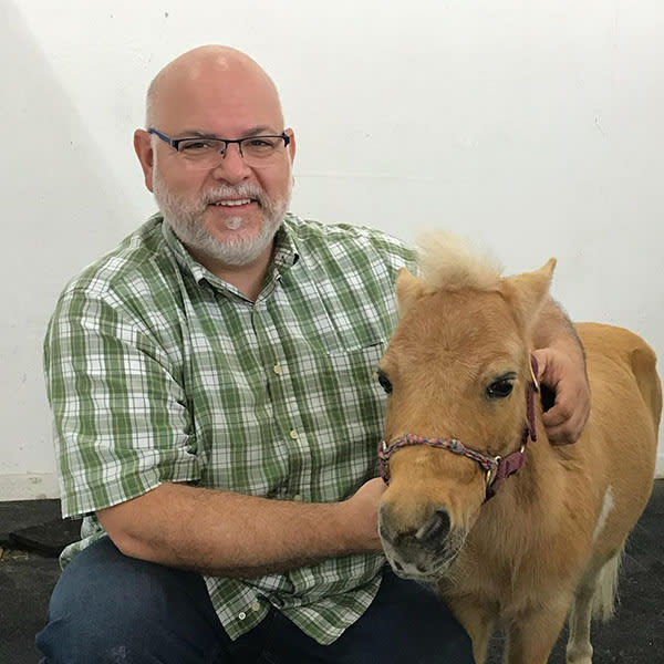 Dr. Armando Nieto, Poulsbo Veterinarian